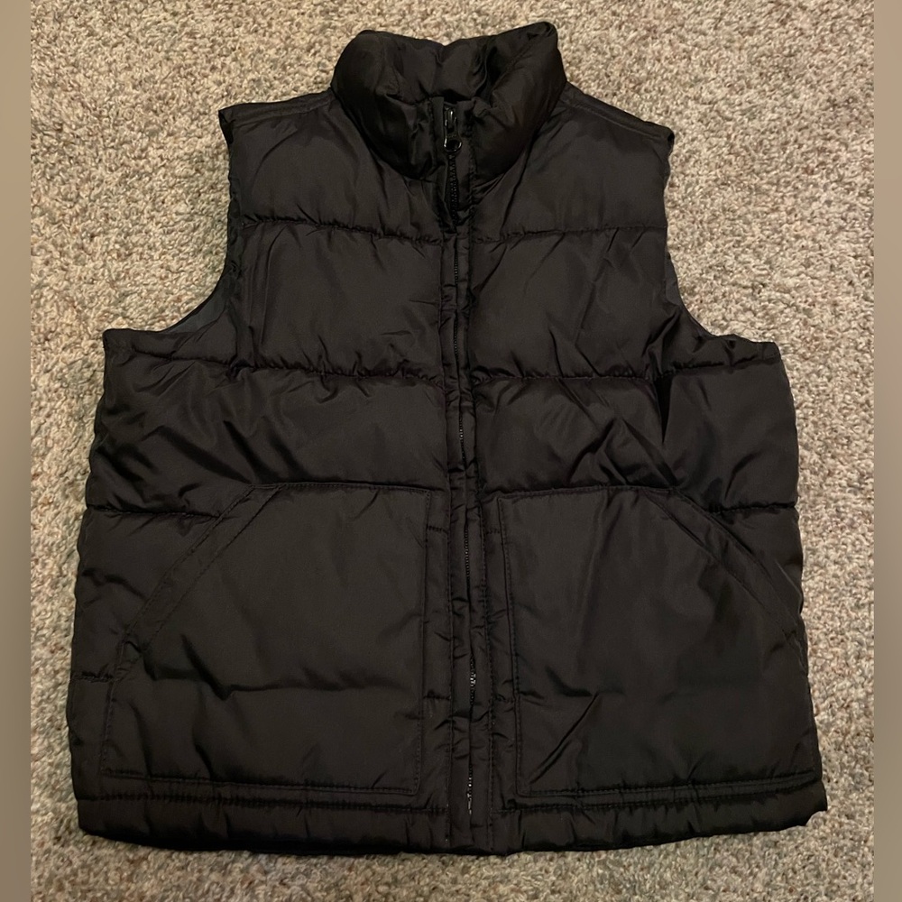 Old Navy vest size small (6/7)